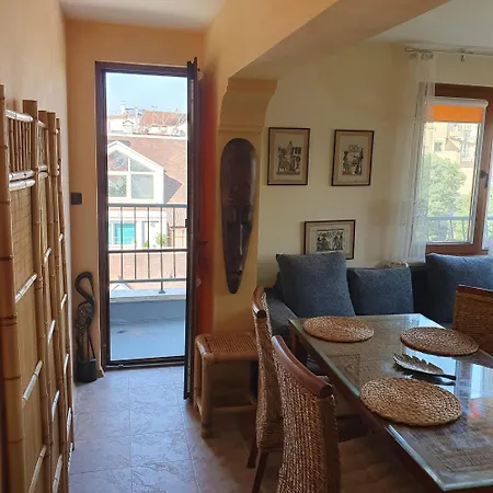 лято Appartement *